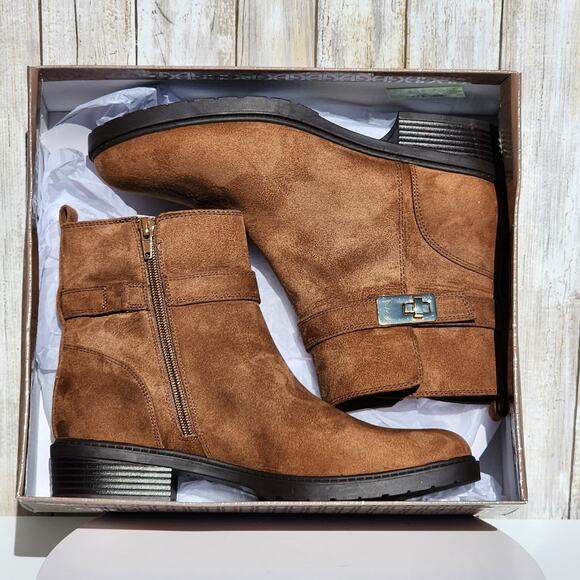 NEW - Giani Bernini Women's Becca Memory Foam Buckled Booties - Size 9.5 M - Picture 10 of 12